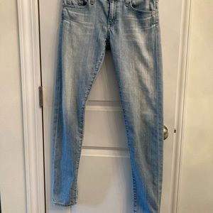 AG Nikki relaxed skinny 26R